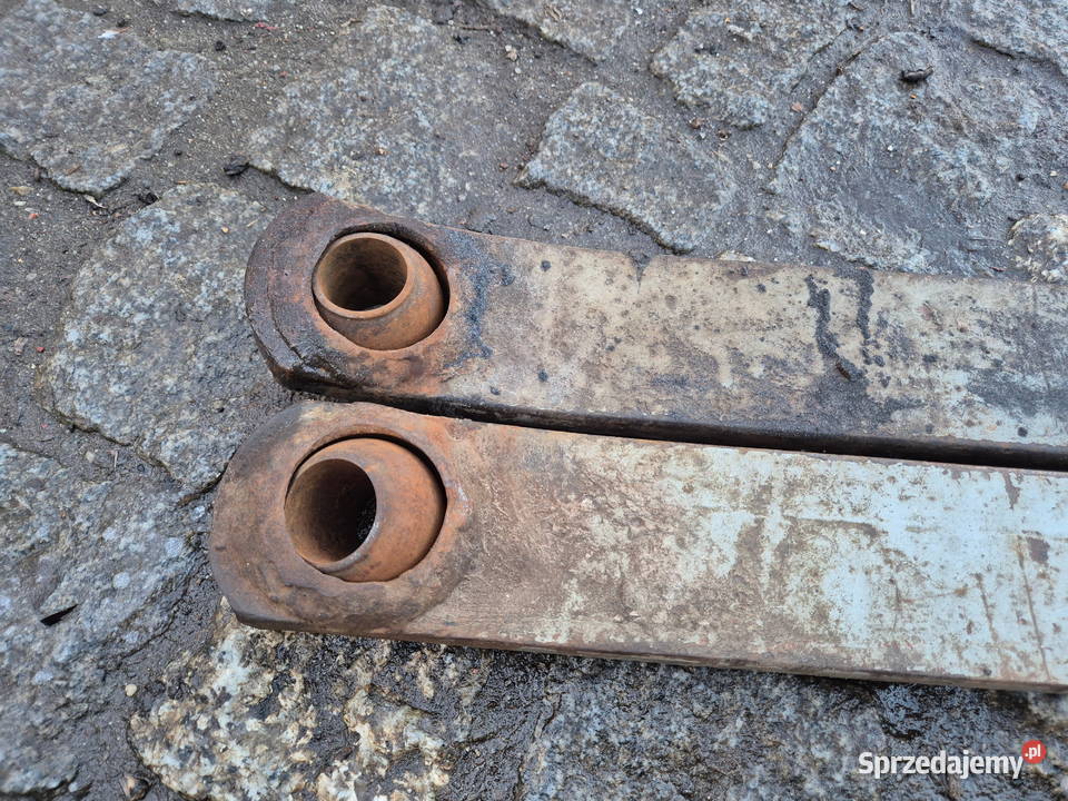 Cięgła Ursus C330 cięgło podnośnika ramię Bucze