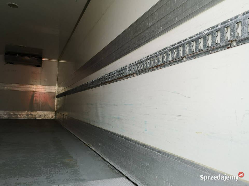 DAF CF 370 Chłodnia 3 Osiowa Winda Manual Niski Daleszyce sprzedam