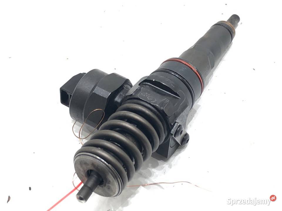 POMPOWTRYSKIWACZ VW PASSAT B5 FL 038130073J 19