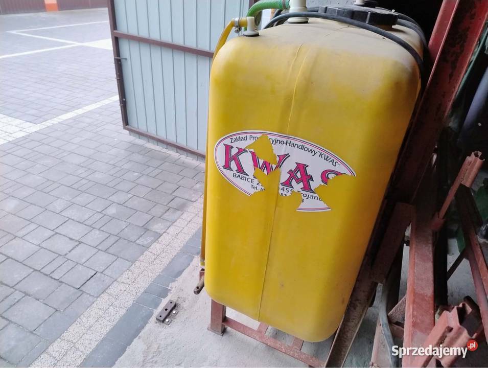 Opryskiwacz 400l kwas sprzedam