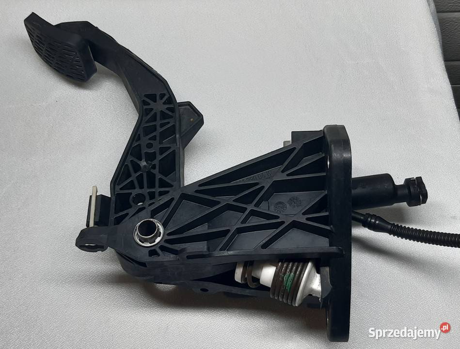 PEDAŁ SPRZĘGŁA MERCEDES W246 W176 A2462900419 Mielęcin