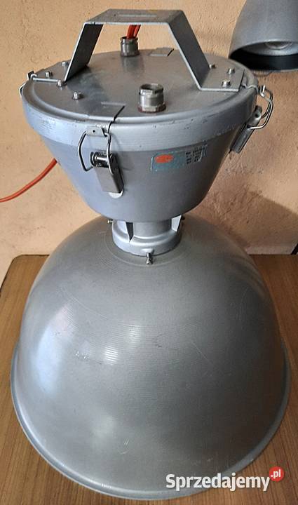 Lampa industrialna Glamox E 40 duża Made in Ostrów Wielkopolski