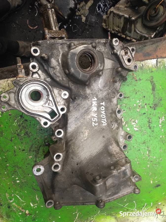 TOYOTA YARIS III 10 pompa oleju obudowa rozrządu Kielce