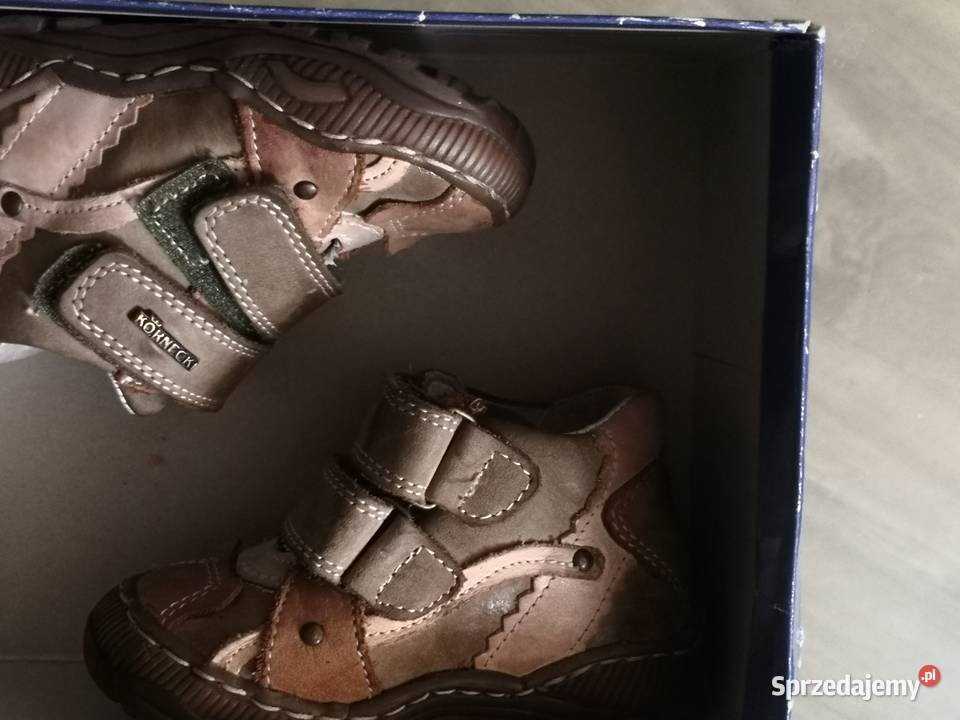 Sprzedam buty dziecięce skórzane z firmy Trzewiki i półbuty świętokrzyskie Staszów