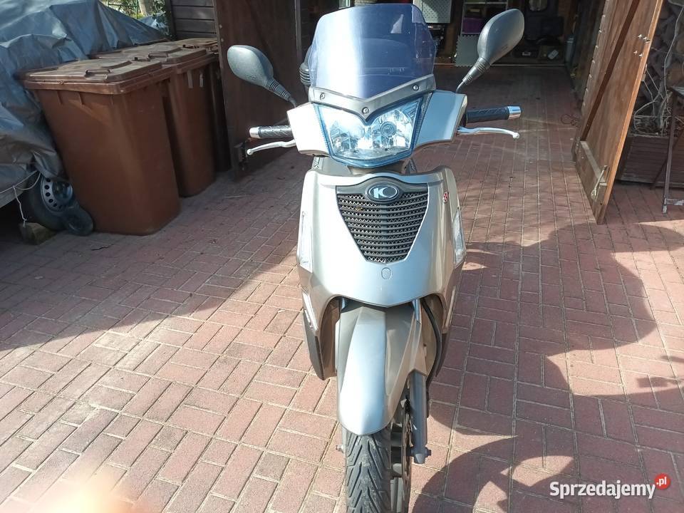 Skuter Kymco nieuszkodzony Sławica sprzedam