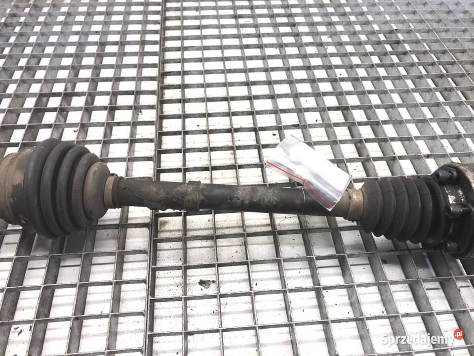 PÓŁOŚ LEWY PRZÓD SKODA OCTAVIA I 16 102 9610