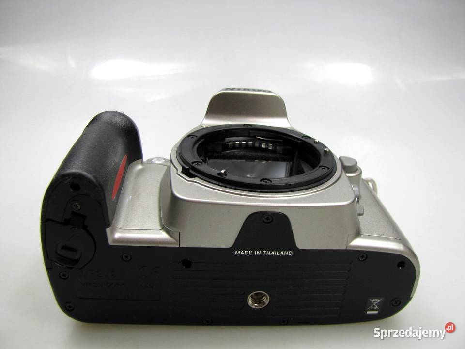NIKON F55 body APARAT FOTOGRAFICZNY ANALOGOWY Brody