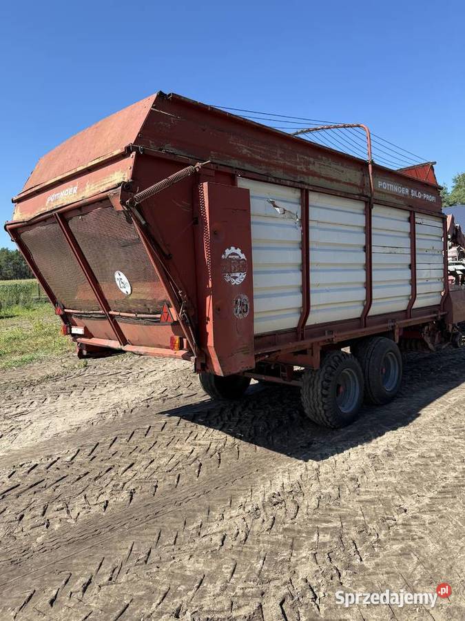 Przyczepa samozbierającą