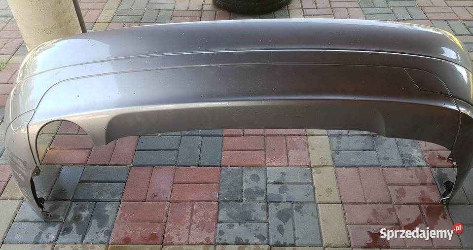zderzak tył sedan mercedes c klasa W204 Radom sprzedam