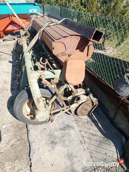 Siewnik zbożowy talerzowy Nodet Radomyśl Wielki