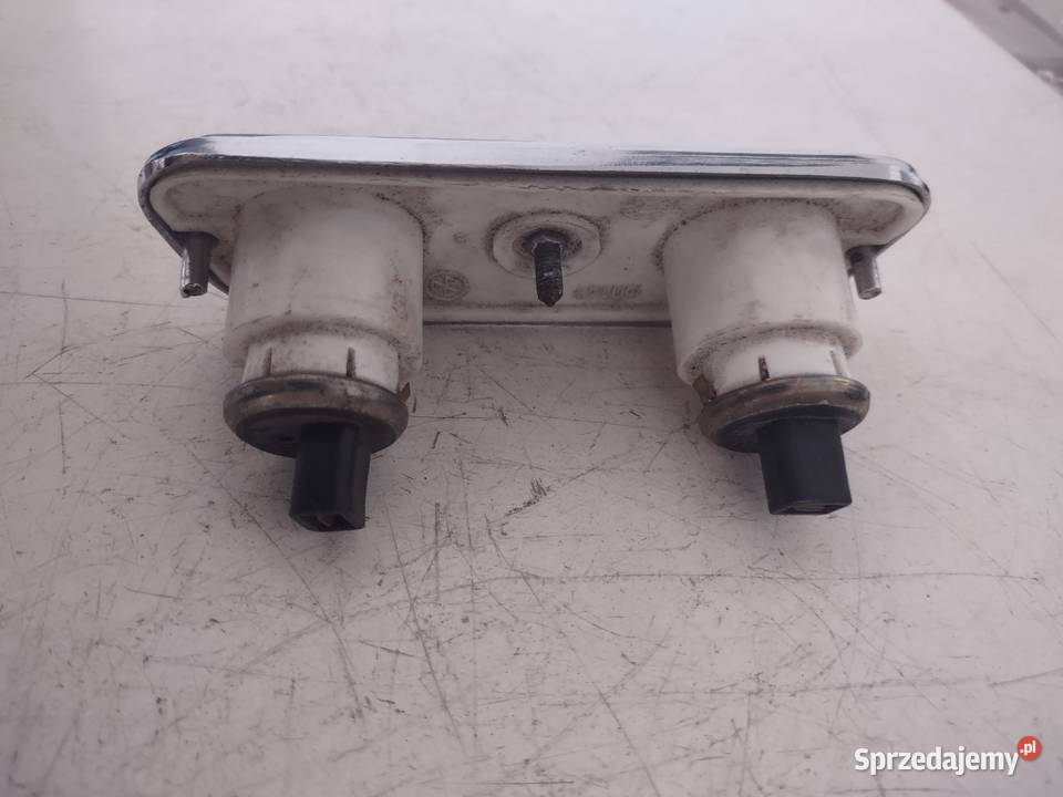 FIAT 125 P LAMPA TABLICY REJESTRACYJNEJ NOW Części samochodowe lubelskie Lublin
