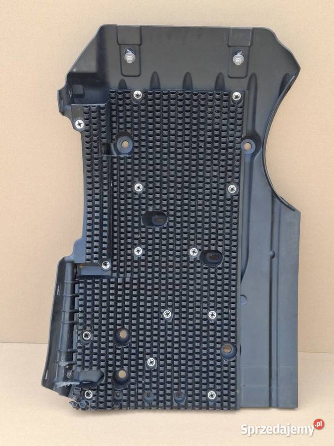 SCANIA R S BŁOTNIK PODKABINOWY NADKOLE PRZÓD ciężarowe Bieleń