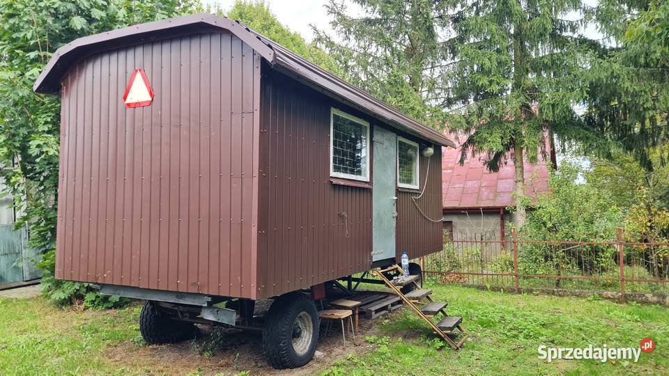 Barakowóz domek na kołach barak kontener Mobilny Brok