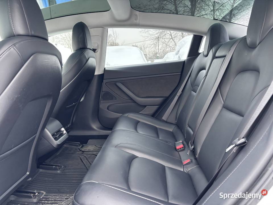 Tesla Model 3 2020 Warszawa