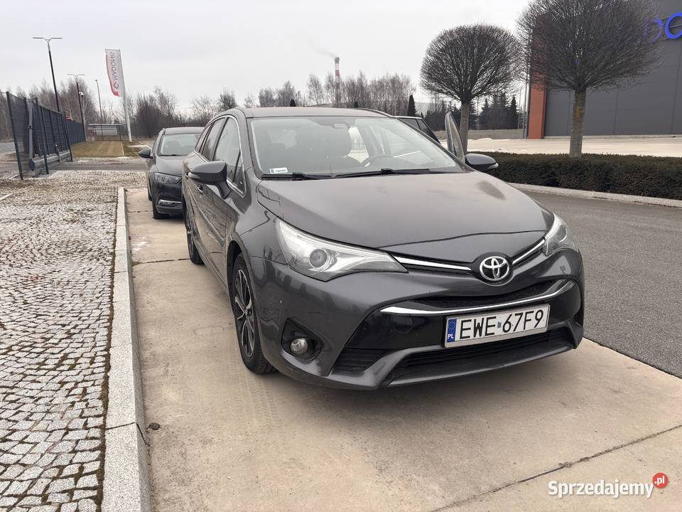 Toyota Avensis 2019 20 D4D wielofunkcyjna kierownica Wieruszów