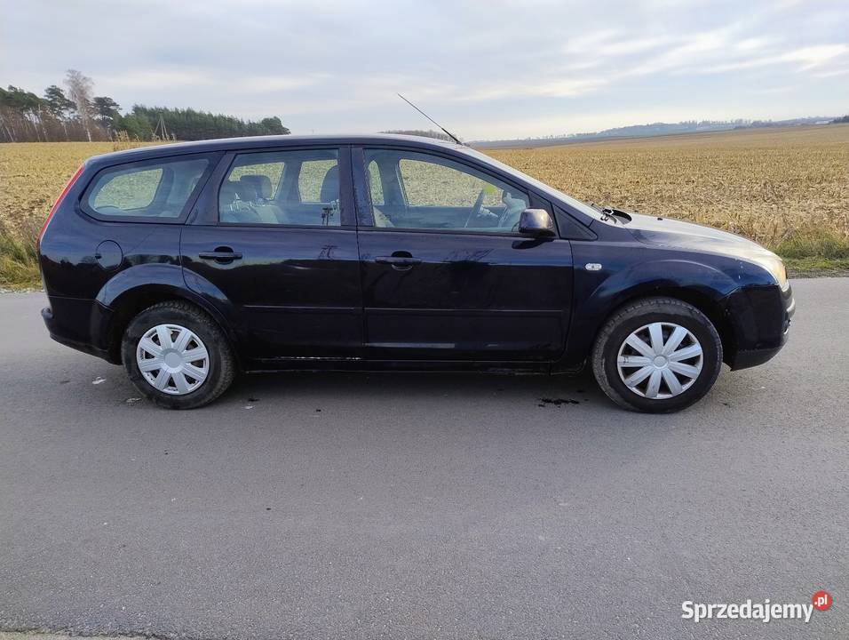 Ford Focus 16 benzyna wyposażenie 2007r kujawsko-pomorskie Gniewkowo