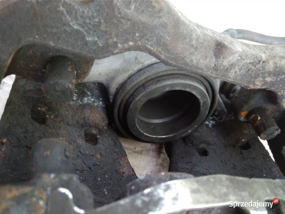 Zaciski przód Audi A4 B8 A5 komplet 320mm sprzedam