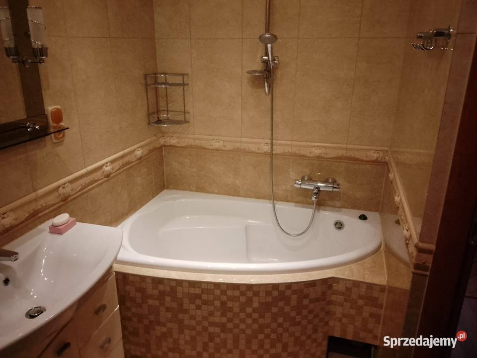 Wynajmę ciche mieszkanie 54m Jasło Ujejskiego 1 podkarpackie