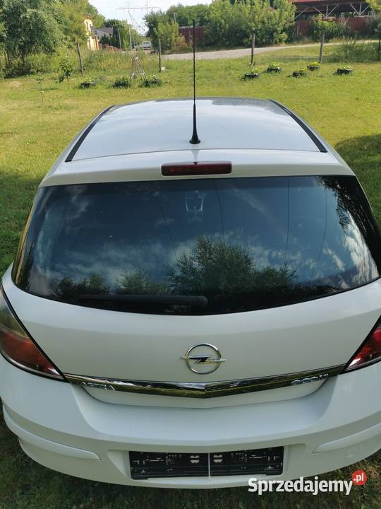 Opel Astra H benzyna Starachowice sprzedam