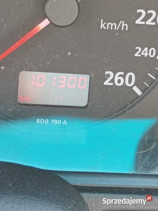 Audi A4 b518 benzyna100 przebiegu Sedan / Limuzyna lubelskie Radzyń Podlaski