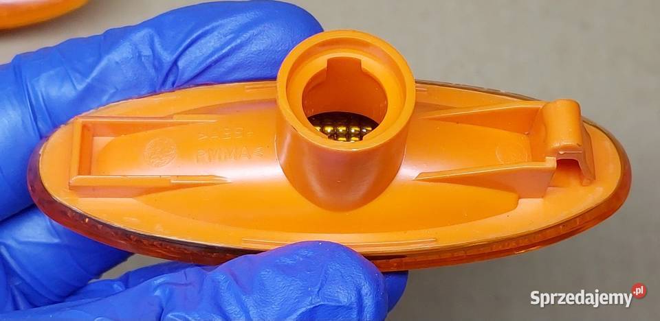 KIERUNKOWSKAZ BOCZNY FORD ESCORT MK7 9500