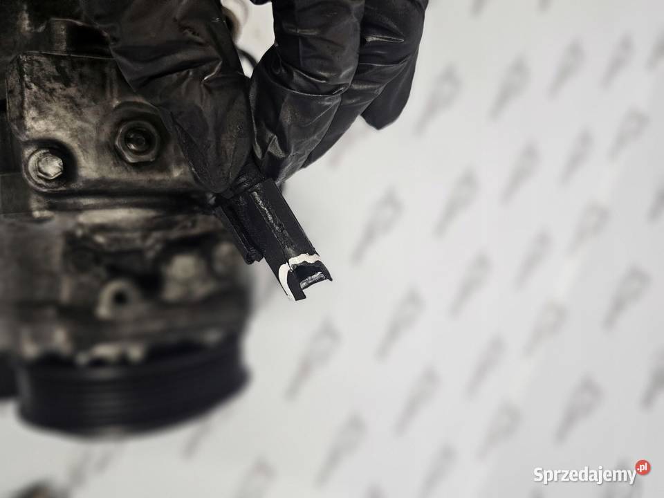 MERCEDES 27 CDI 163 612963 sprężarka osobowe