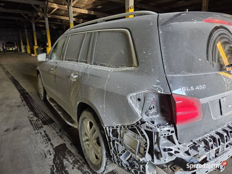 Mercedes GLS 2017 20 AWD uszkodzony w drodze o