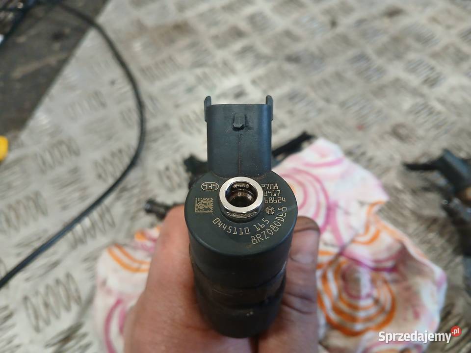 Wtrysk wtryskiwacz 0445110165 Opel Fiat Alfa