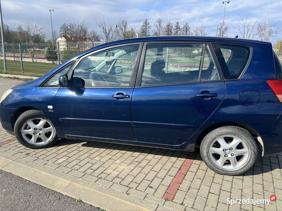 Sprzedam Toyota Corolla Verso podkarpackie Stary Dzików