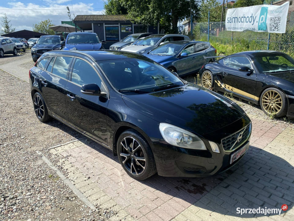 Volvo V60 16T4 180 bi xenon ledy automat full Volvo pomorskie
