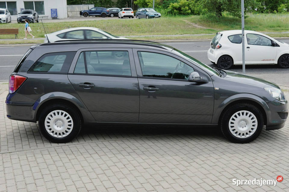 Opel Astra 16 Classic salon Polska serwisowany mazowieckie Warszawa