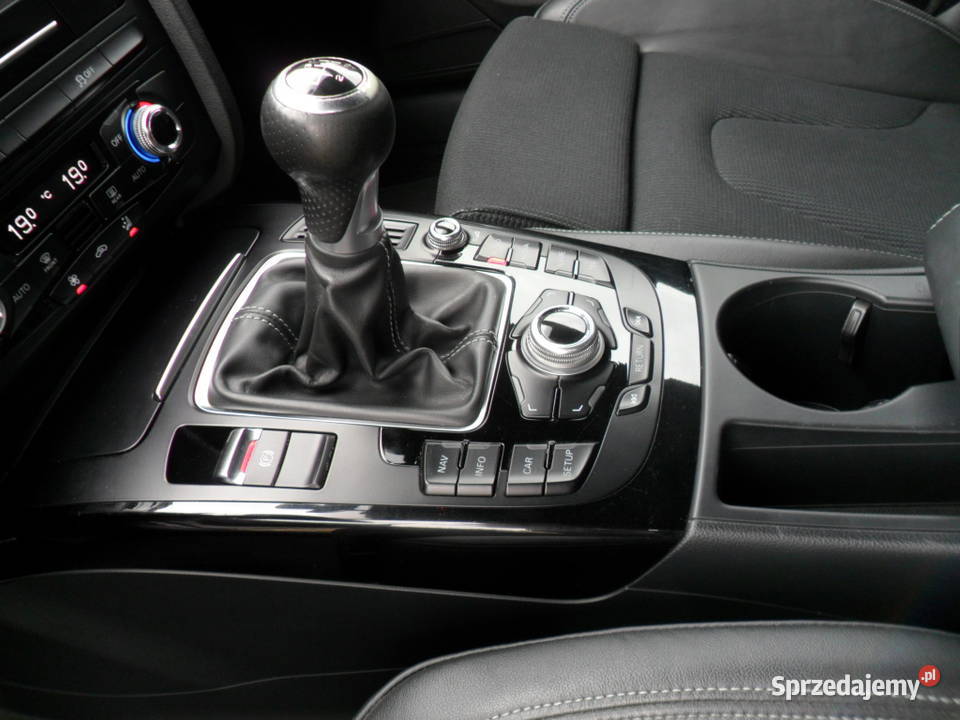 Audi a4 18 TSI SLINE manual super stan wielofunkcyjna kierownica