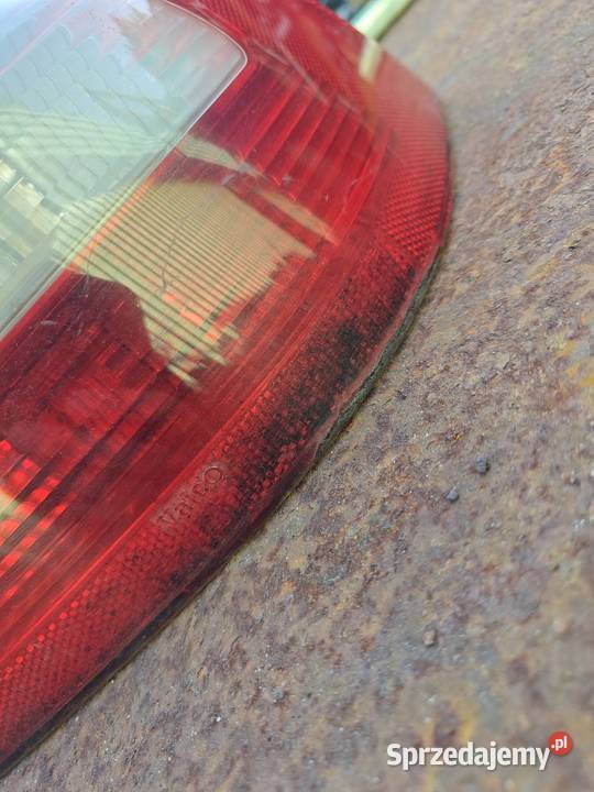 Lampy tylne laguna 2