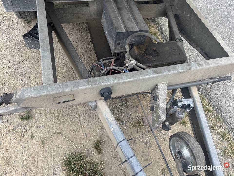 Sprzdam Humbaur Przyczepke z kiprem 3 stronnym 2270kg Kłodzko