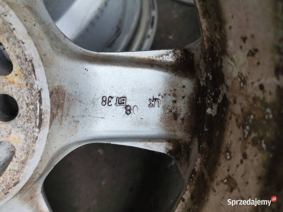 Alufelgi Enzo 15 4x108 otwór 70mm 15 Harasiuki