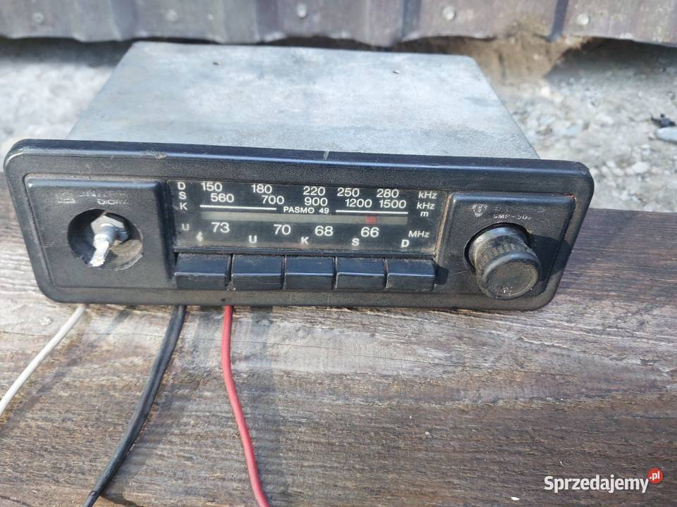 Stare Radio samochodowe Unitra Diora Wąwolnica
