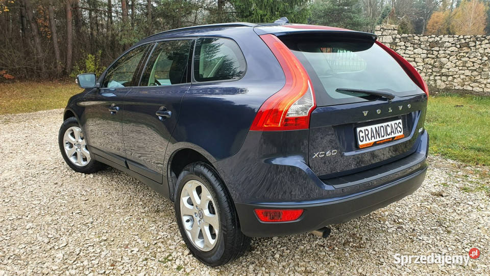 Volvo XC 60 20 R5 D3 Kinetic Manual Serwis do Chmielnik