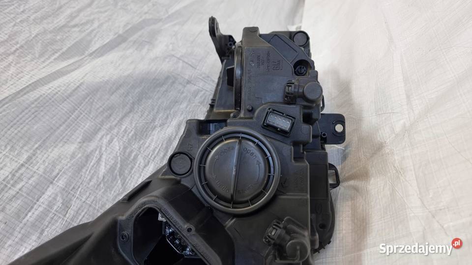 Opel Astra K V LIFT LAMPA PRZÓD LEWA FULL LED osobowe sprzedam