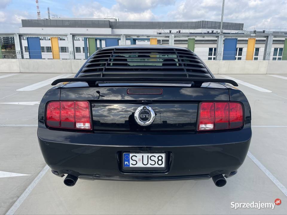Ford Mustang GT V8 AUTOMAT 46 PREMIUM ALL BLACK
