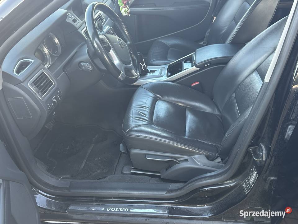 Volvo V70 D3 2012 r Dęblin sprzedam