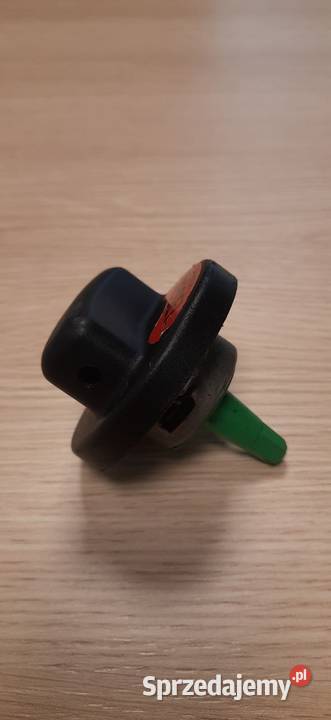 Korek wlewu paliwa BMW e46 e39 19962000 1183342
