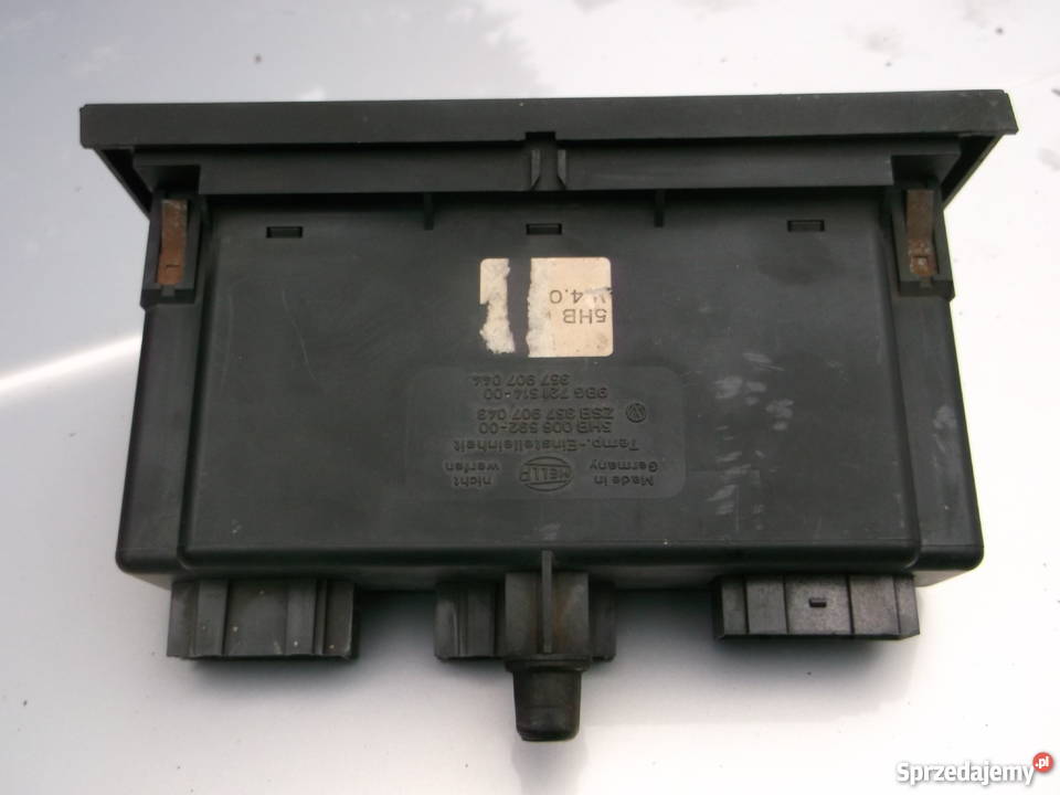 Panel klimatyzacji Volkswagen Passat B3 G60 osobowe Części samochodowe Sobieska Wola Pierwsza
