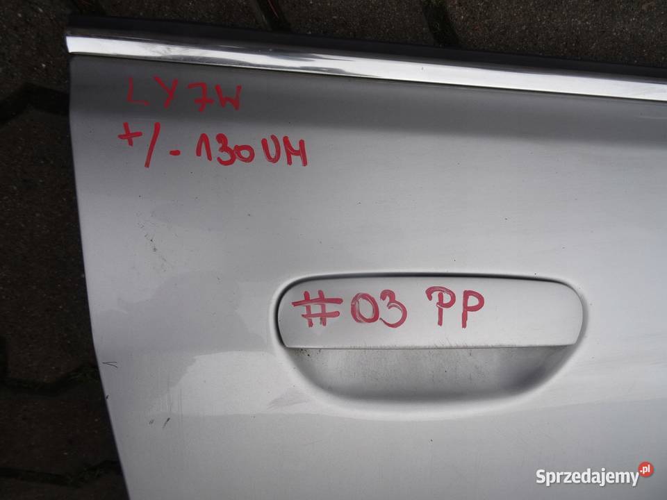 AUDI A8 D2 9902 DRZWI PRAWY PRZOD LY7W 130UM osobowe sprzedam