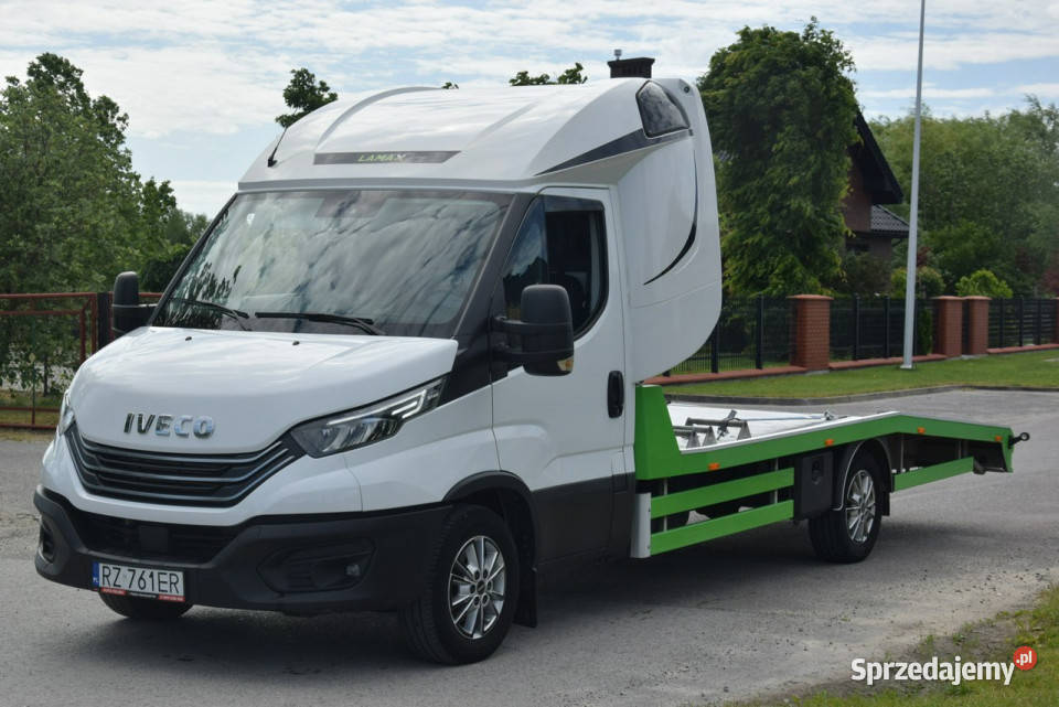 Iveco Daily 35C18 30D Automat Autolaweta Laweta biały Samochody dostawcze