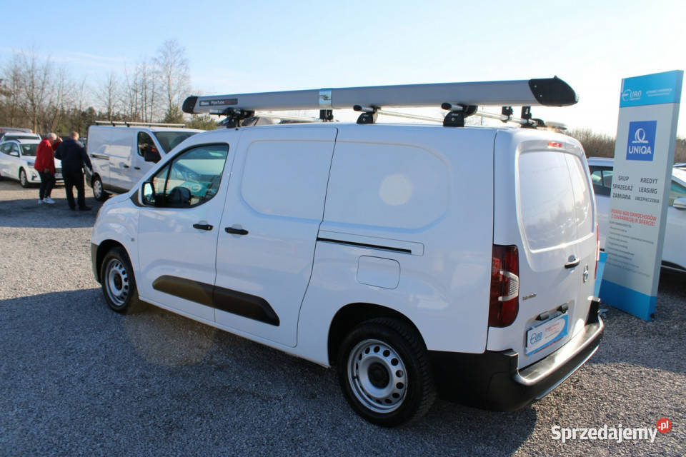 Opel Combo VAN Vat1 L2 netto 33252PLN Enjoy Rok produkcji 2020 Warszawa sprzedam