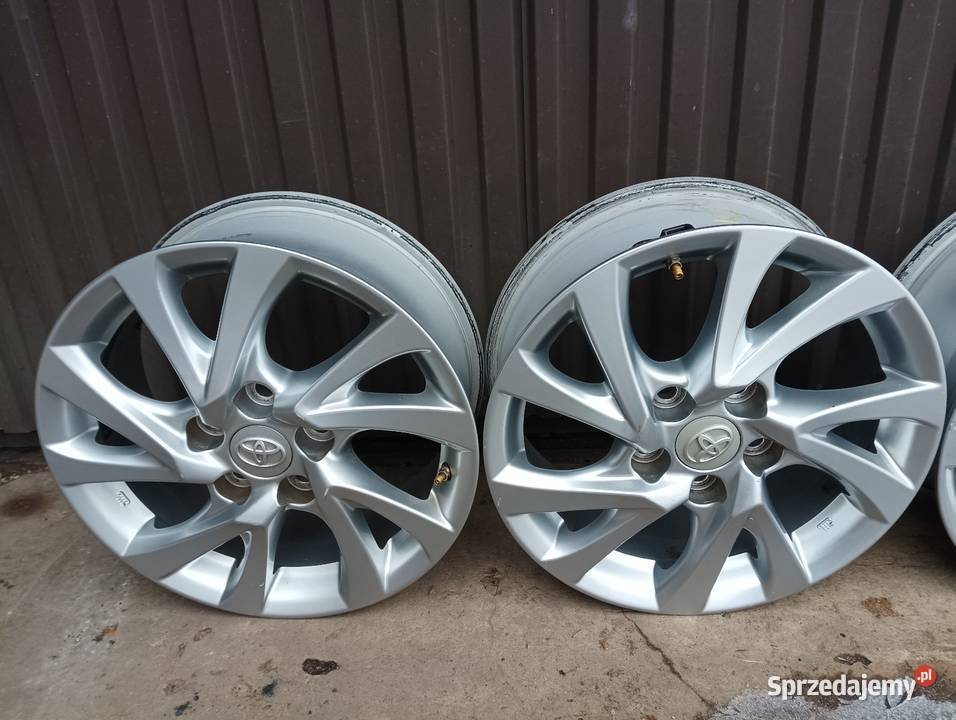 Felgi aluminiowe R16 Toyota Oryginał