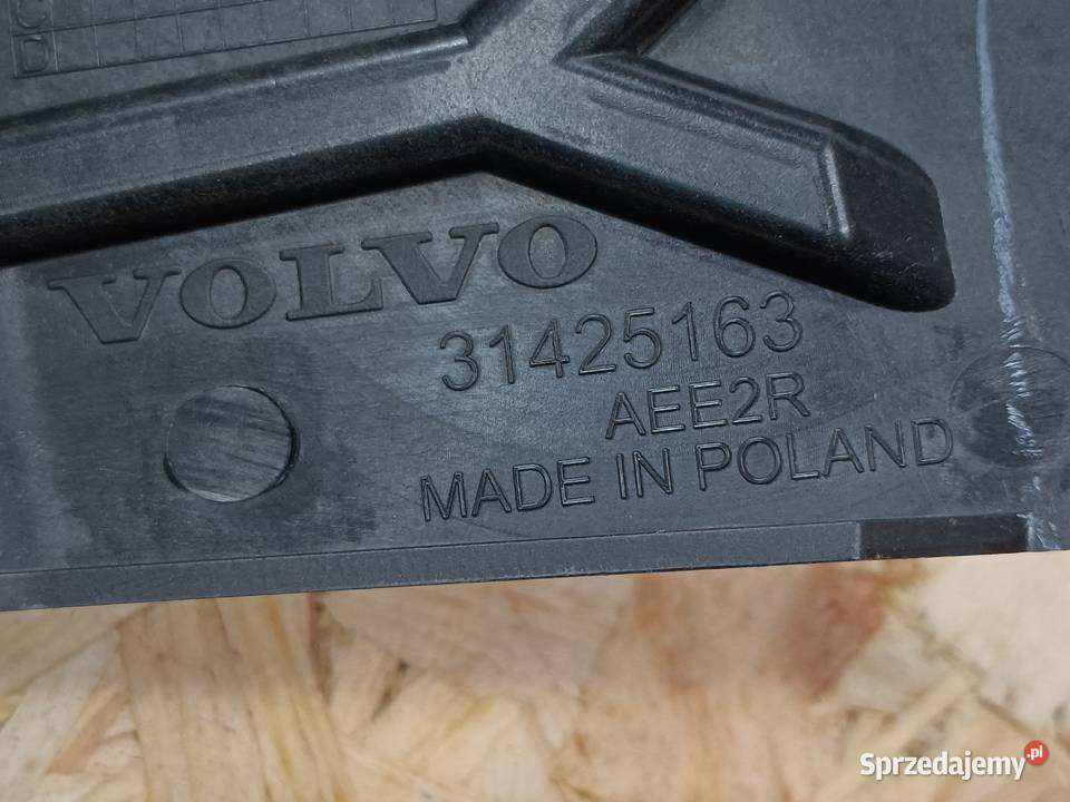 VOLVO XC60 II ŚLIZG MOCOWANIE ZDERZAKA LEWY osobowe