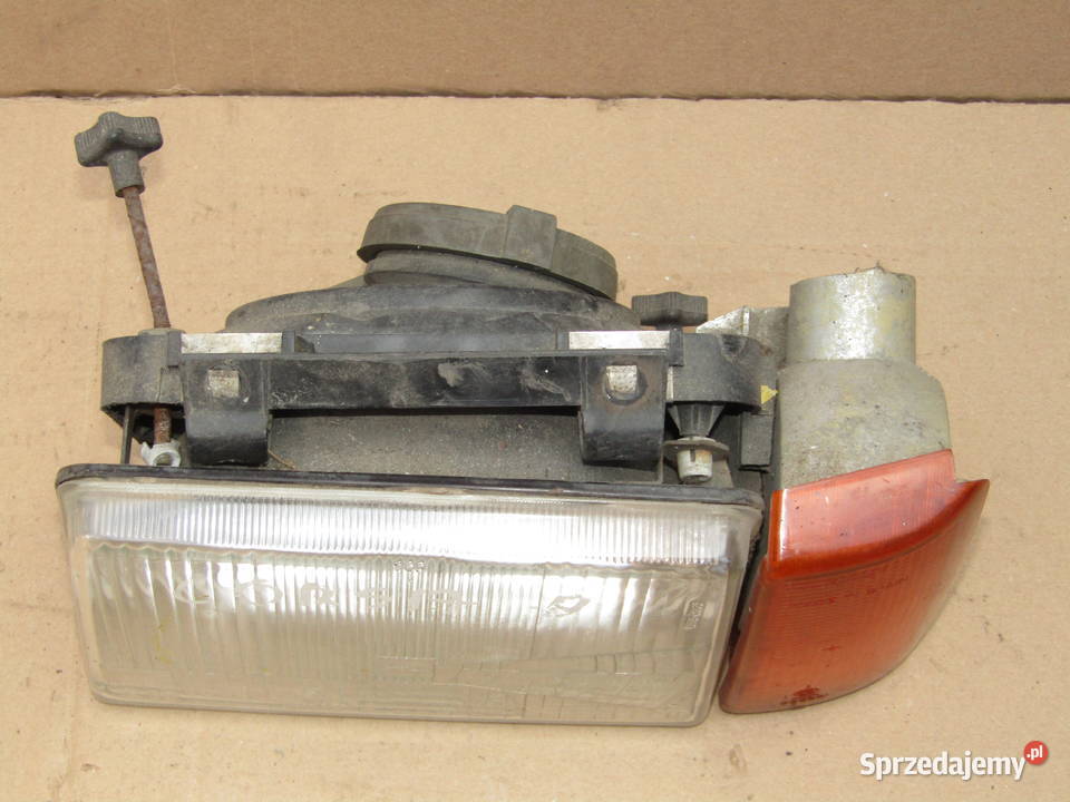 LAMPA PRZEDNIA LEWAPRAWA OPEL CORSA A 1988r Mysłaków