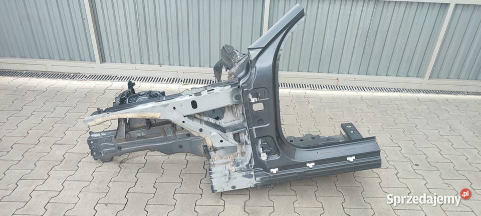 MERCEDES W205 ĆWIARTKA PODŁUŻNICA LEWY PRZÓD 755 osobowe