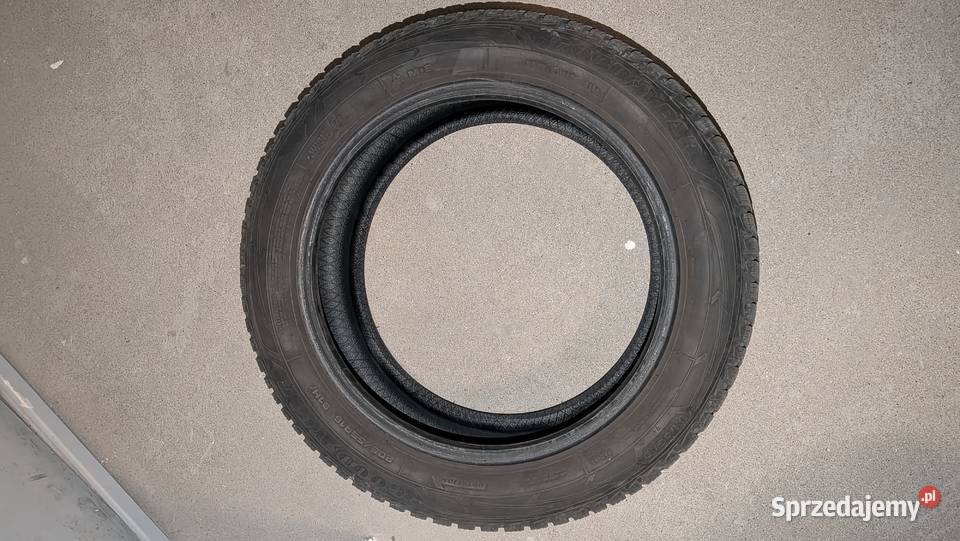 Opony zimowe Goodyear ultragrip 9 20555 r16 Bytów sprzedam